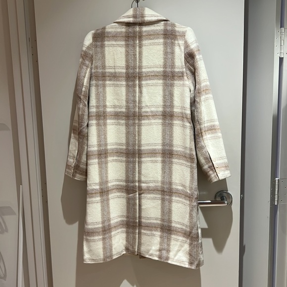 MINKPINK Iris Coat in Cream & Multi - Picture 6 of 6